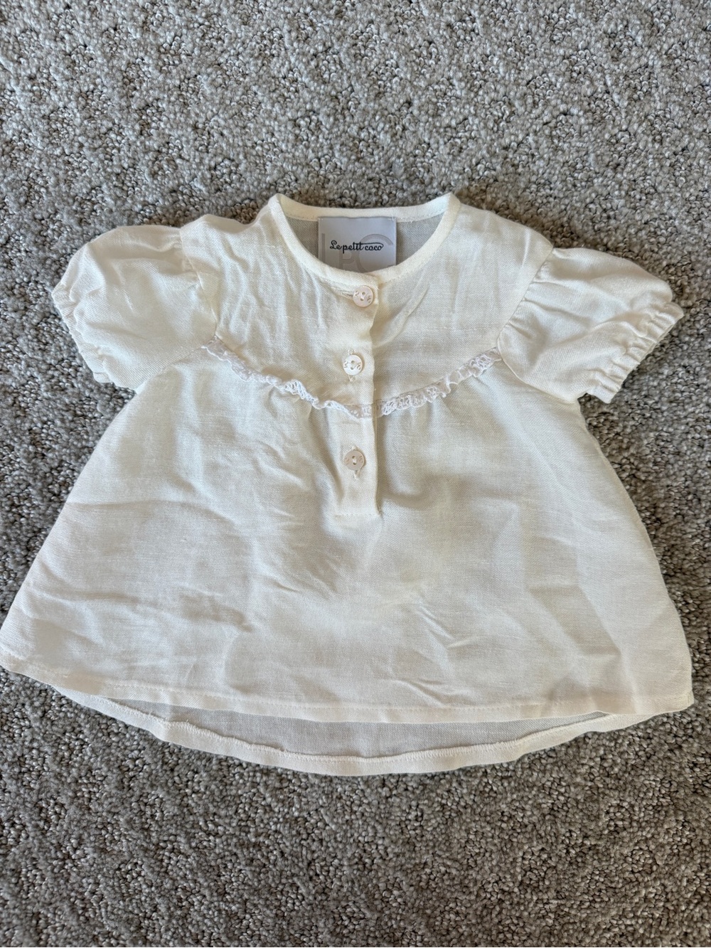 Le Petit Coco Cream Short-Sleeve Baby Blouse
